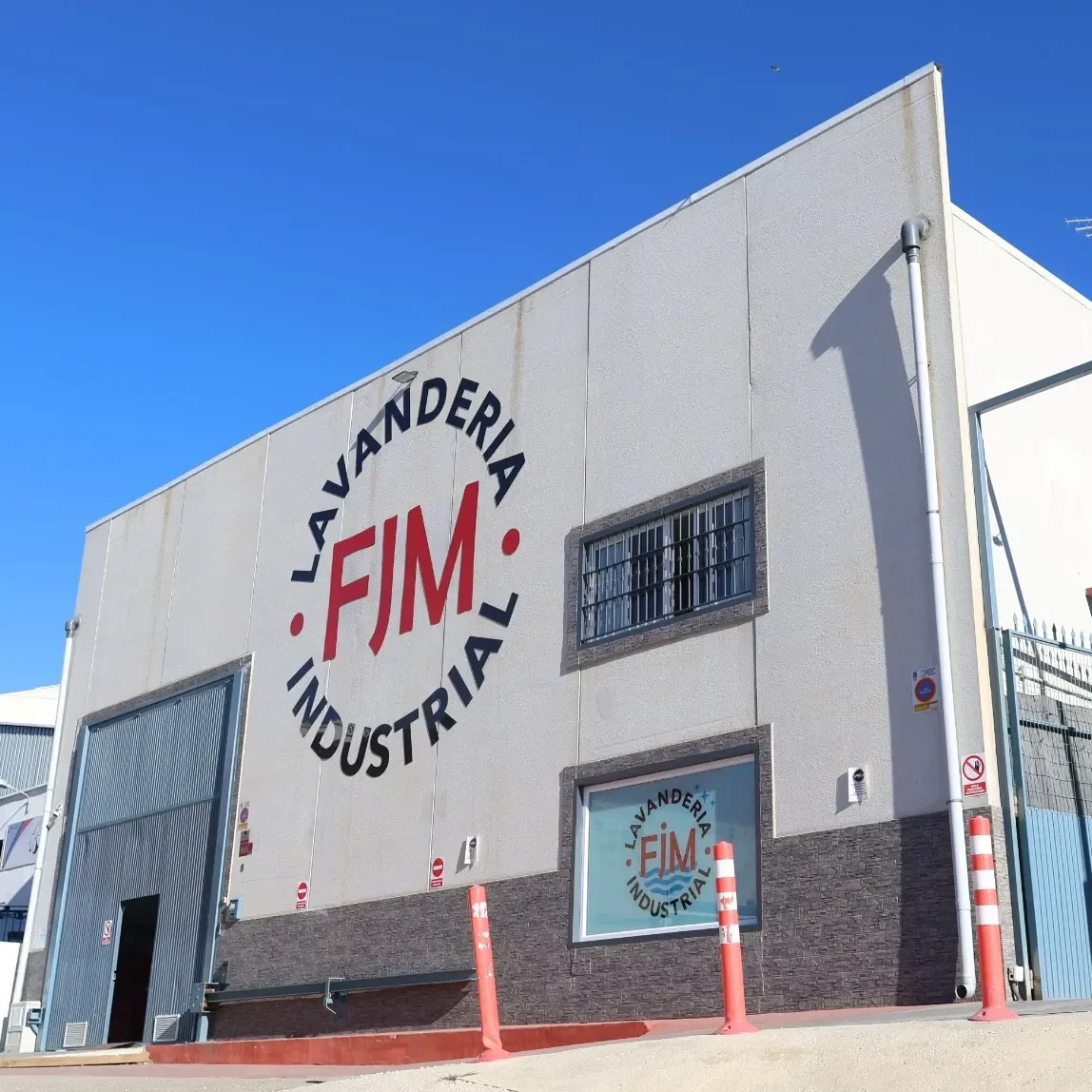 lavandería industrial fjm fachada nueva